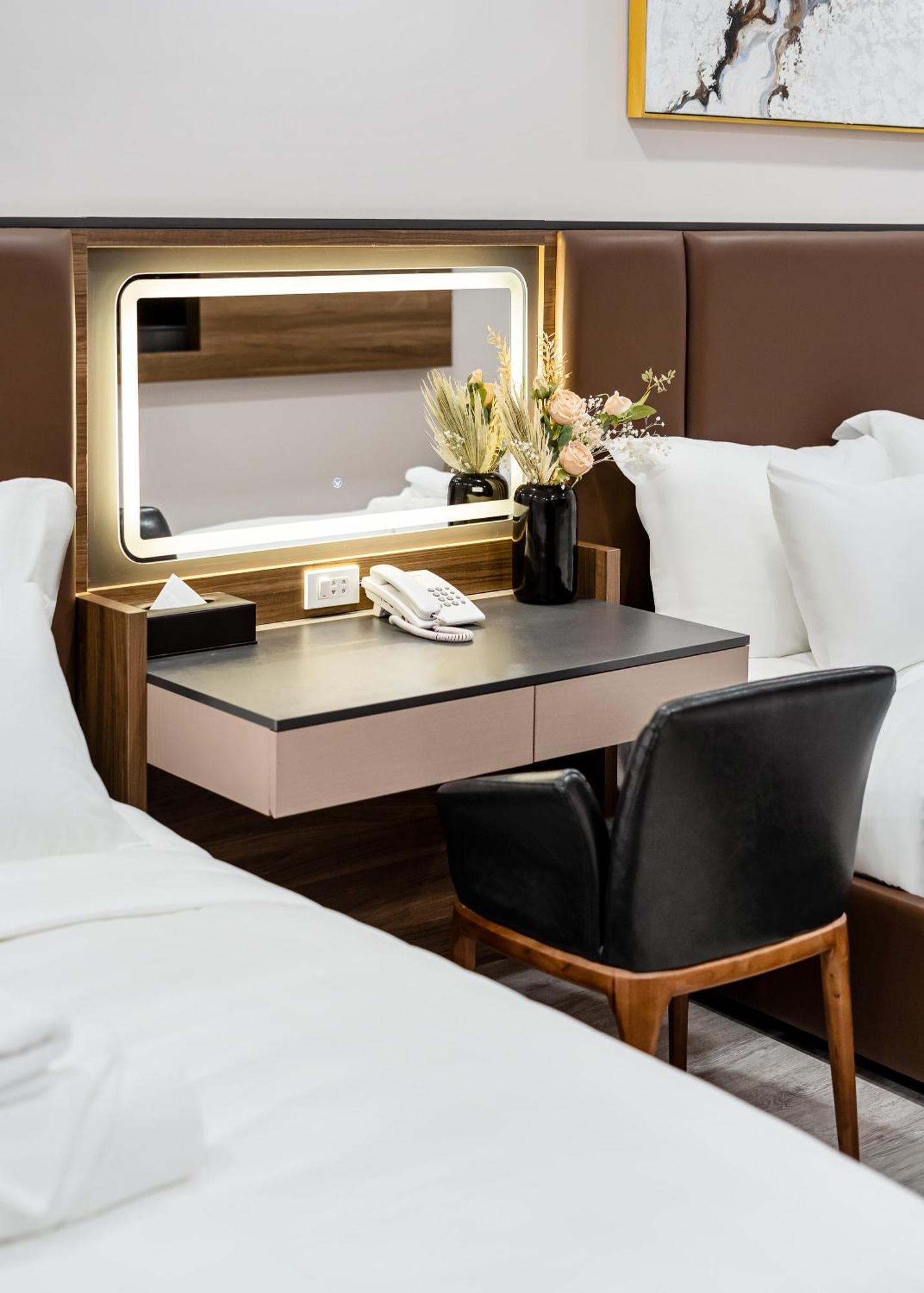 Vin Hotel Vĩnh Long Εξωτερικό φωτογραφία
